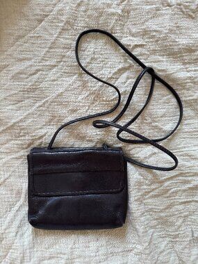 Vintage Kenneth Cole Black Leather Crossbody Purse